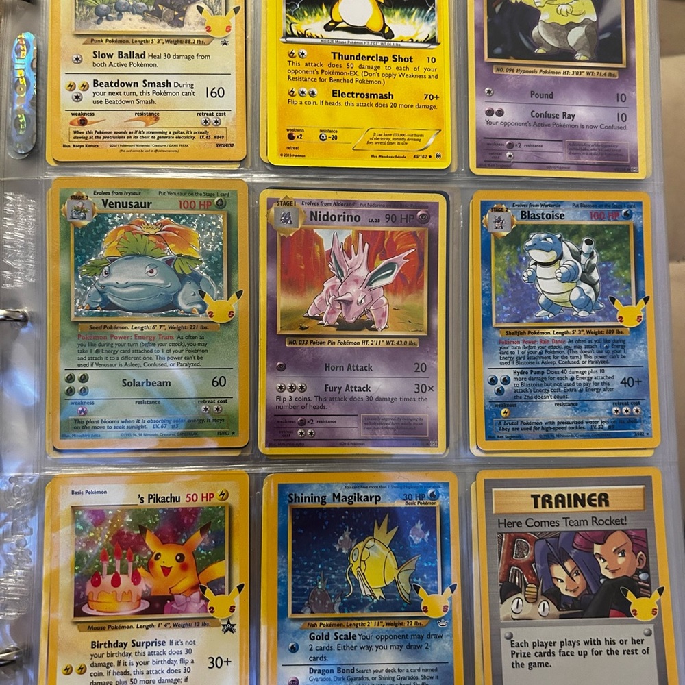 Pokémon card lot of 751 cards